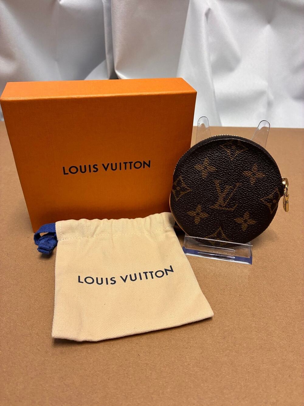Louis Vuitton Monogram Round Coin Purse – Box & Dust Bag